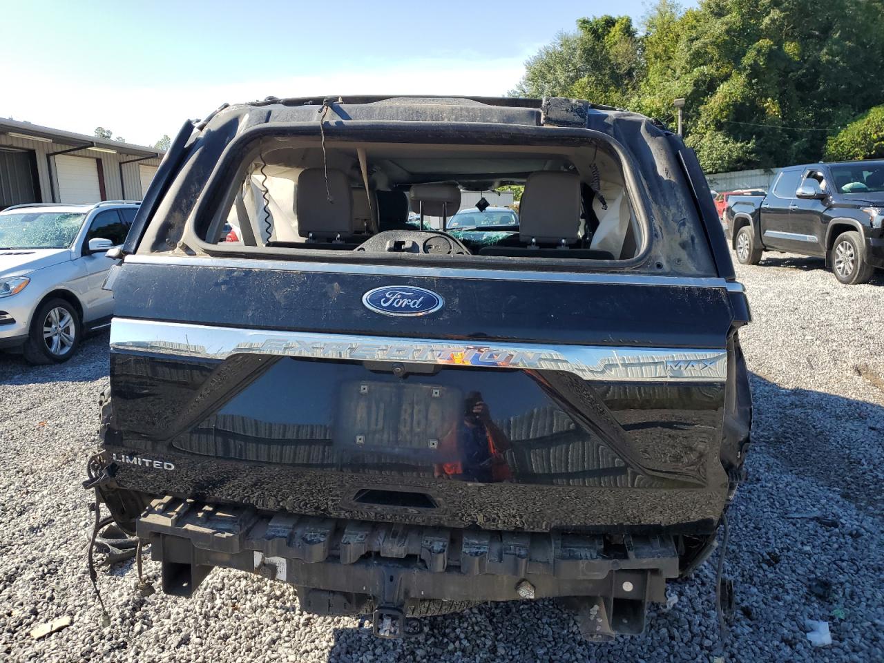2020 Ford Expedition Max Limited VIN: 1FMJK1KT8LEA20480 Lot: 70522635