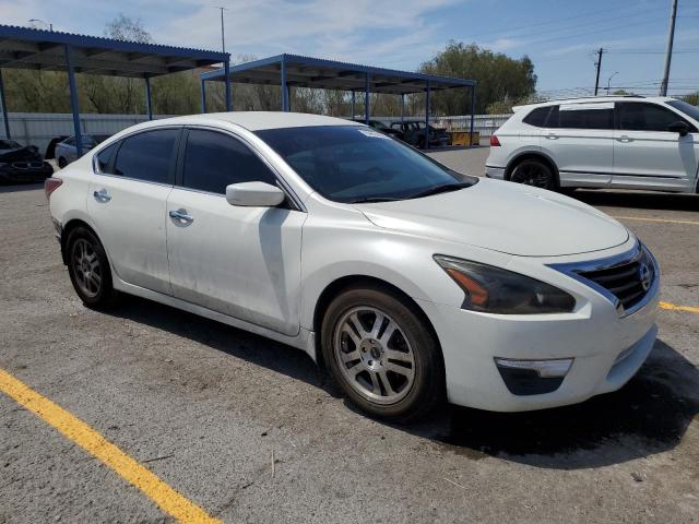  NISSAN ALTIMA 2015 Biały