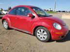 2010 VOLKSWAGEN NEW BEETLE    à vendre chez Copart AB - CALGARY