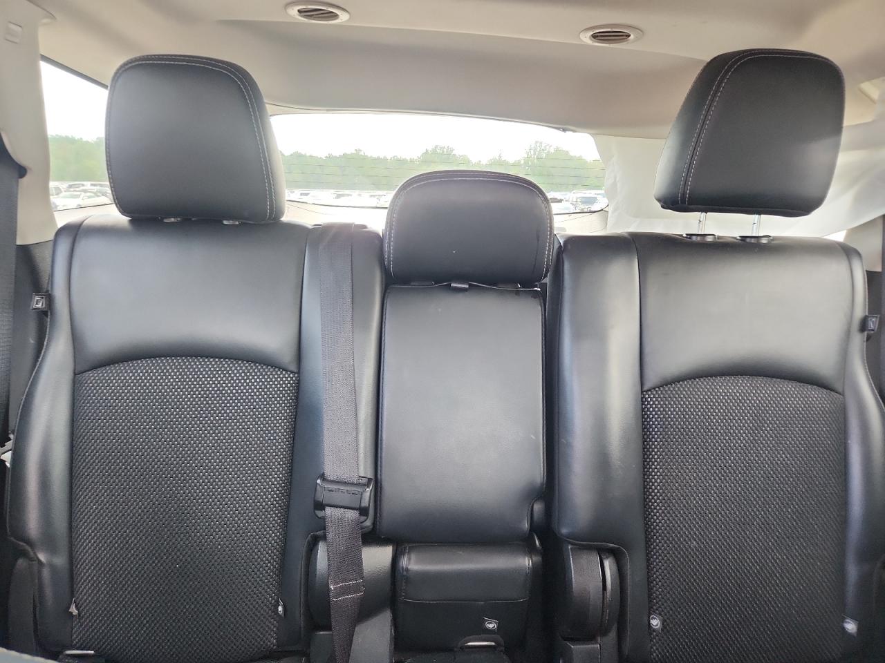 2019 Dodge Journey Crossroad VIN: 3C4PDCGG4KT707468 Lot: 68756475