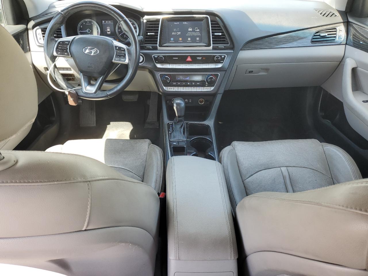 2018 Hyundai Sonata Sport VIN: 5NPE34AF3JH629831 Lot: 70432365