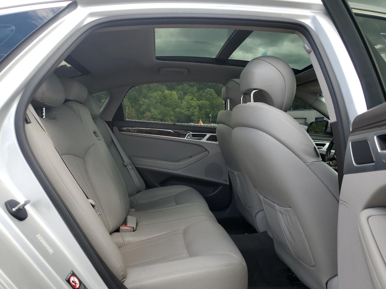 2016 Hyundai Genesis 3.8L VIN: KMHGN4JE1GU140574 Lot: 70276725