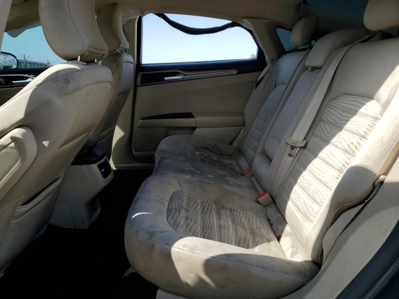 2016 Ford Fusion Se VIN: 3FA6P0H70GR203185 Lot: 70482605