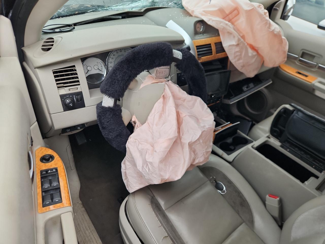 2007 Chrysler Aspen Limited VIN: 1A8HW58297F548583 Lot: 70276645