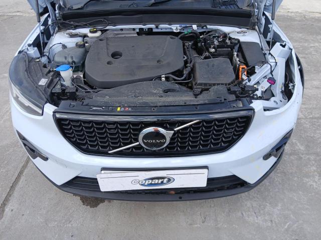 2023 VOLVO XC40 + B3 MHEV AUTO 
