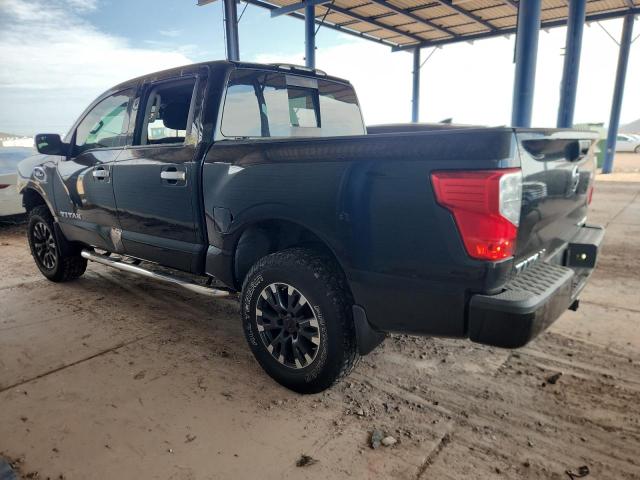  NISSAN TITAN 2017 Черный