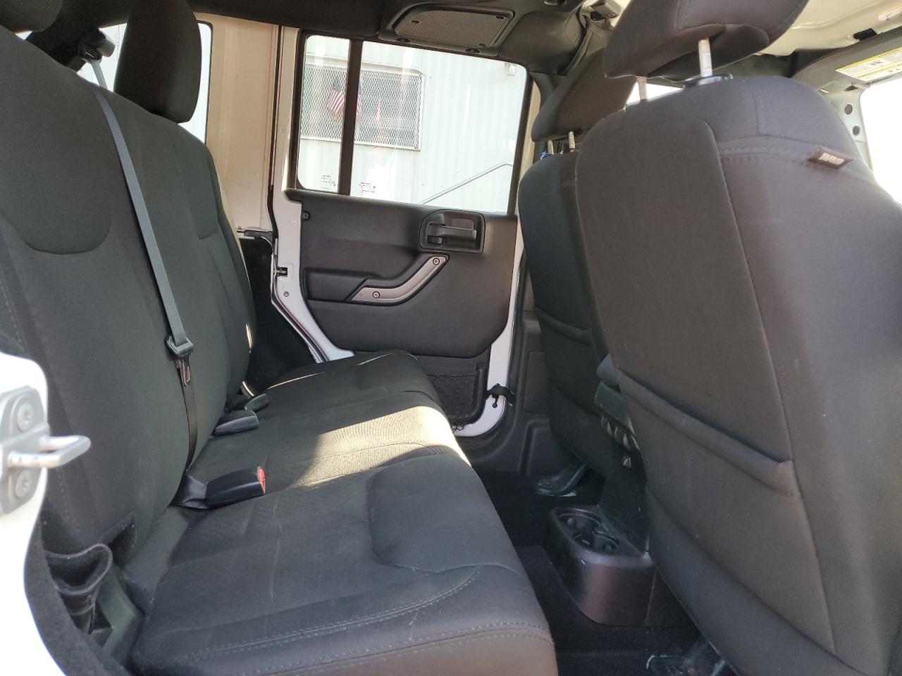 2015 Jeep Wrangler Unlimited Sport VIN: 1C4HJWDG4FL619900 Lot: 68387575