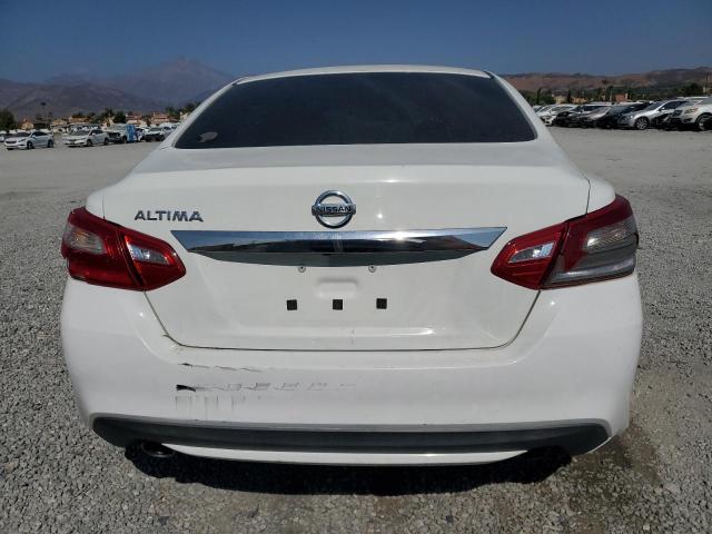 Sedans NISSAN ALTIMA 2016 Biały