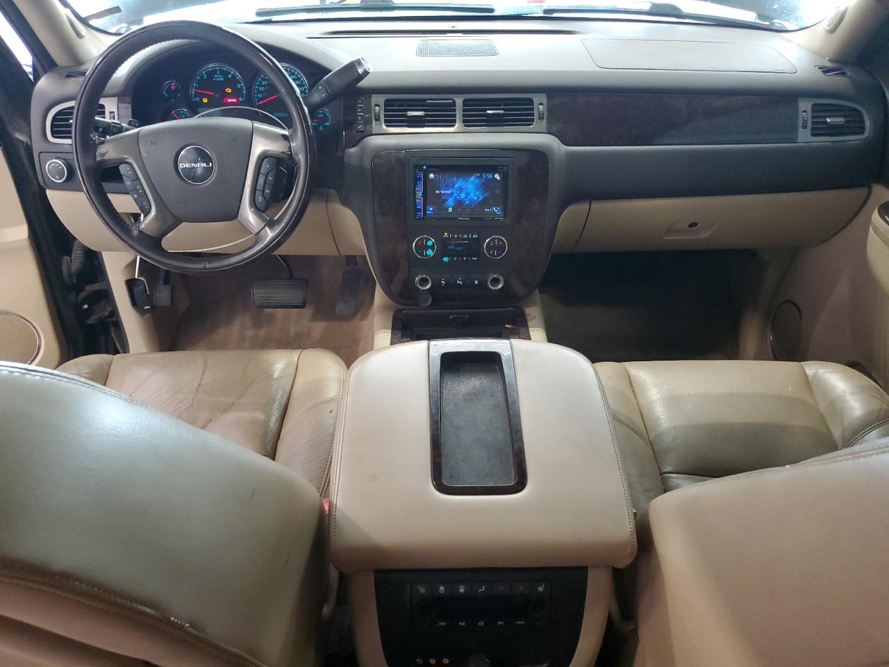 2010 GMC Yukon Xl Denali VIN: 1GKUKMEF9AR219279 Lot: 67189975