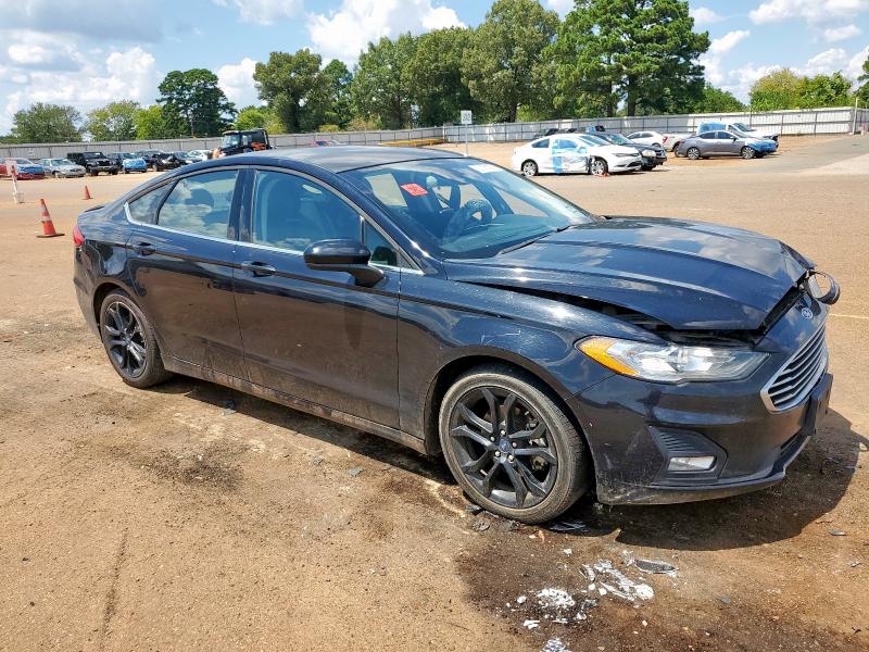  FORD FUSION 2019 Czarny