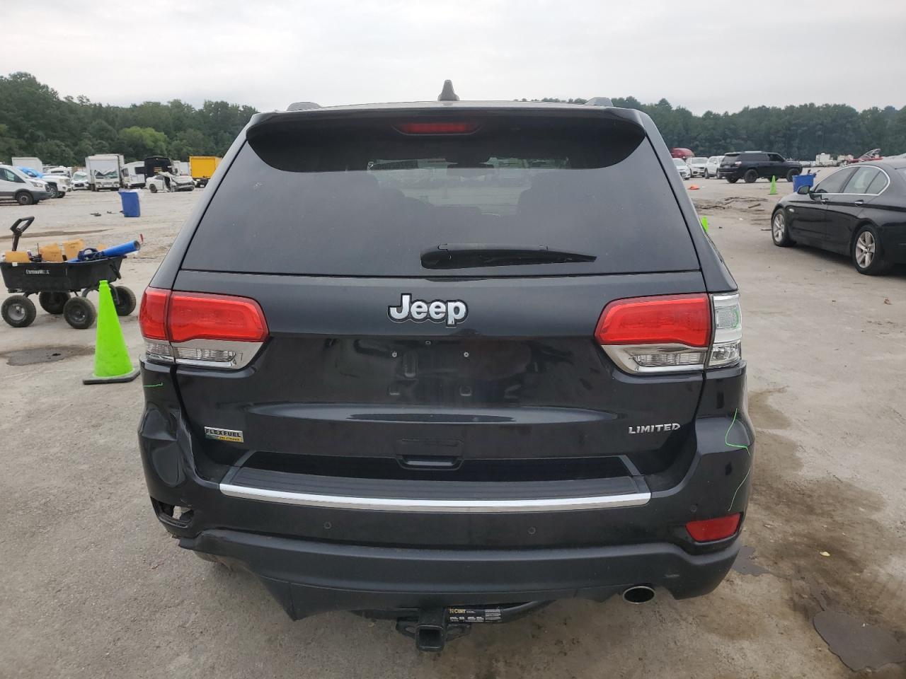 2015 Jeep Grand Cherokee Limited VIN: 1C4RJEBG2FC832555 Lot: 70762905