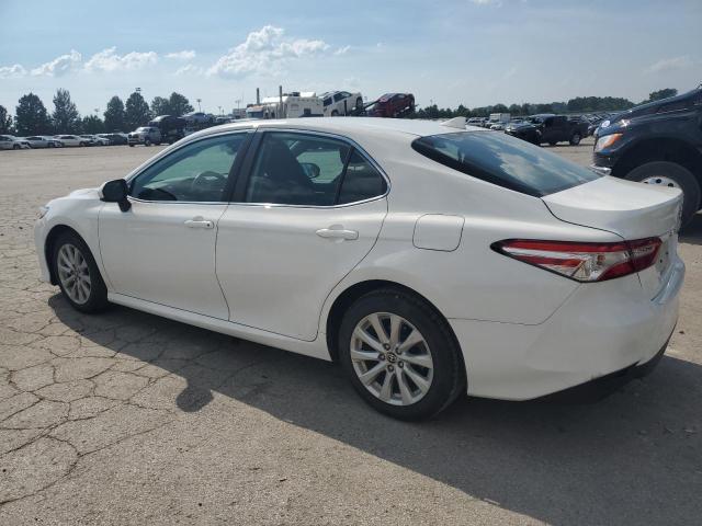  TOYOTA CAMRY 2020 Белы