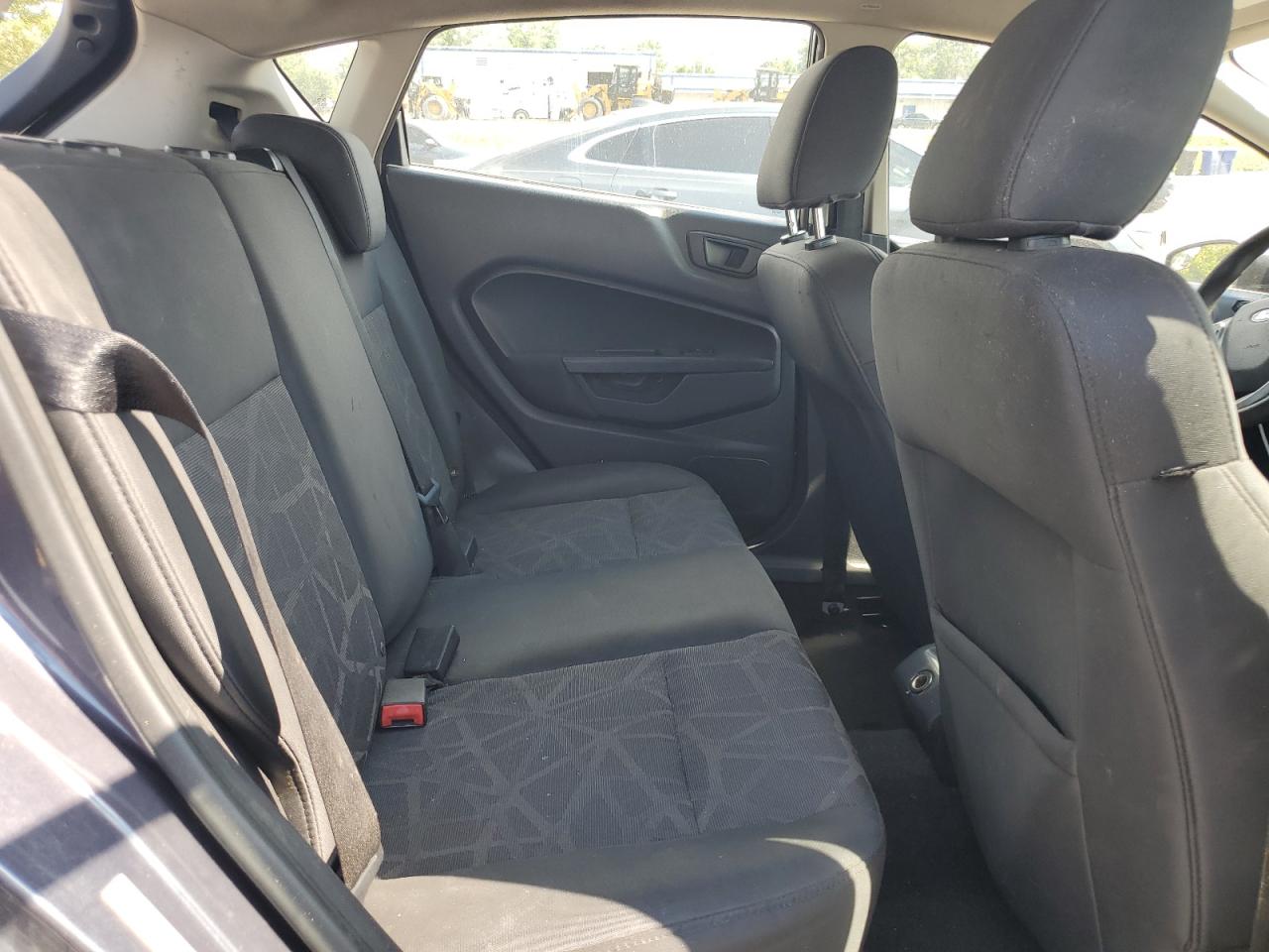 3FADP4EJ8CM182432 2012 Ford Fiesta Se