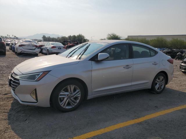  HYUNDAI ELANTRA 2019 Серебристый