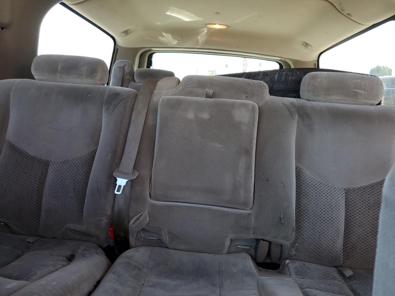 2004 Chevrolet Suburban C1500 VIN: 3GNEC16T54G107087 Lot: 71060265