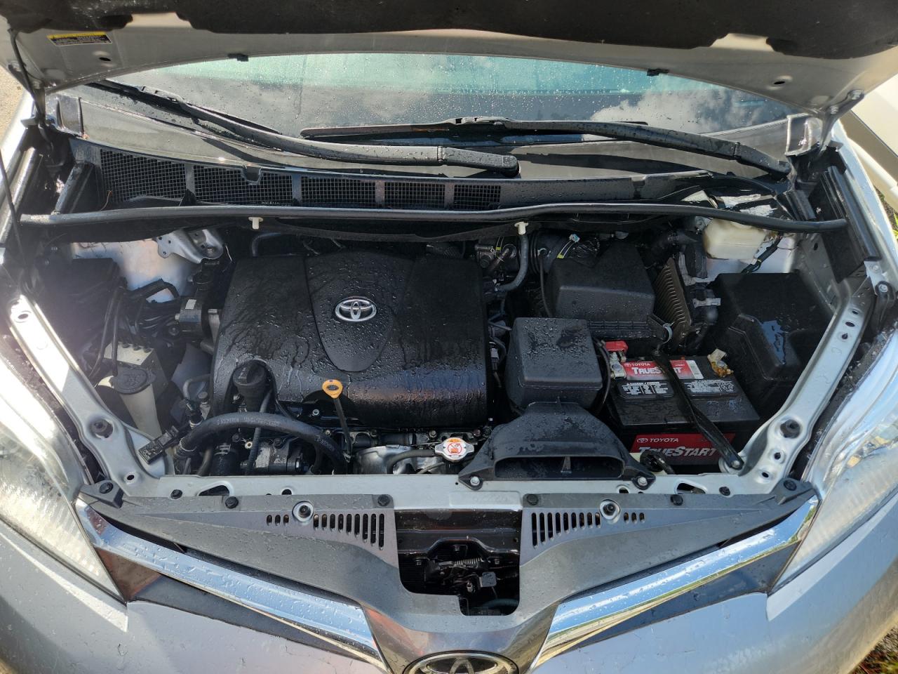 2020 Toyota Sienna Xle VIN: 5TDYZ3DC9LS067258 Lot: 70046065