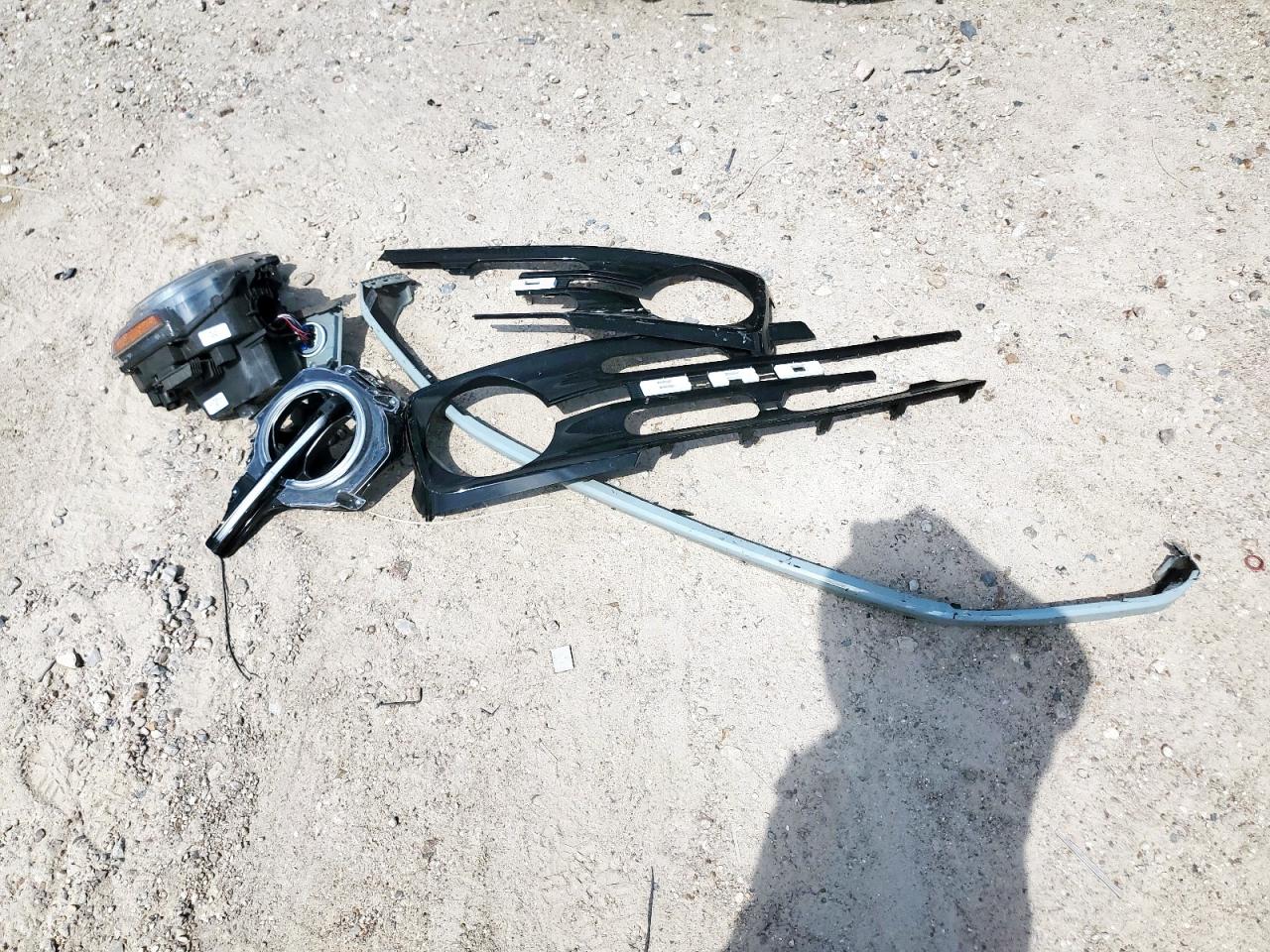 2022 Ford Bronco Base VIN: 1FMDE5DH4NLB78821 Lot: 68929445