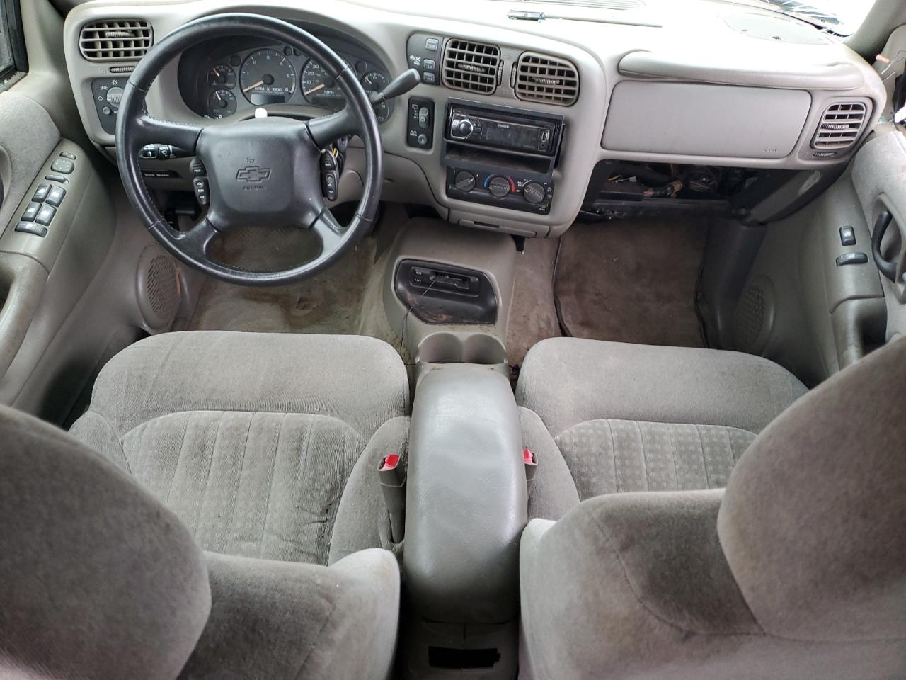 2002 Chevrolet Blazer VIN: 1GNDT13W62K148201 Lot: 69843195