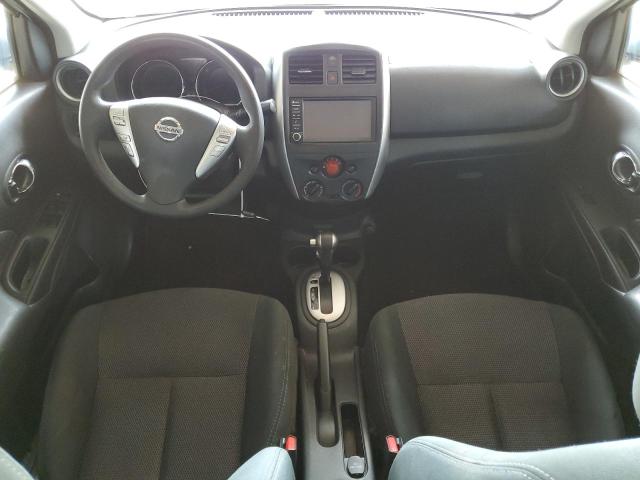  NISSAN VERSA 2019 Srebrny
