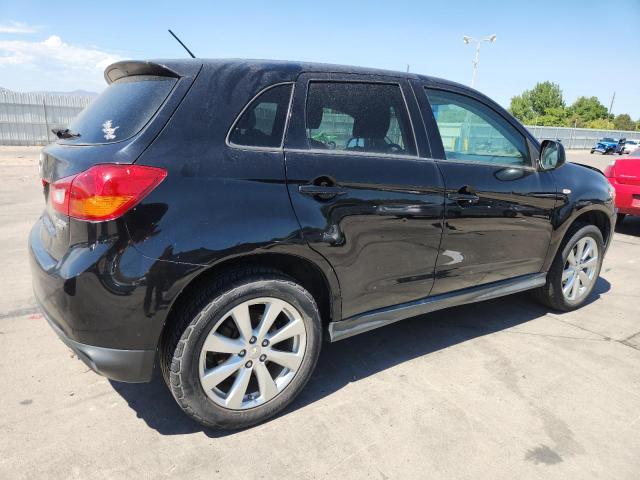  MITSUBISHI OUTLANDER 2015 Czarny