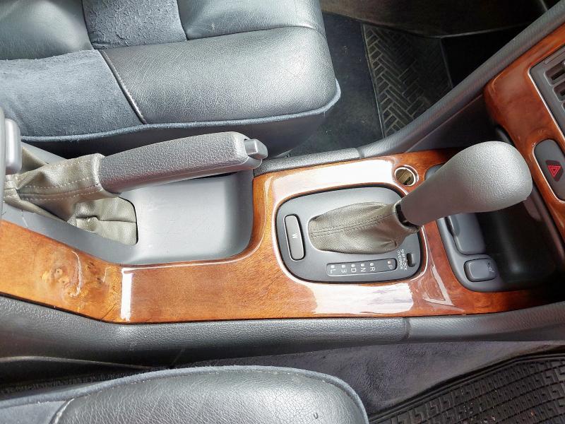 1999 VOLVO V70 SE T5