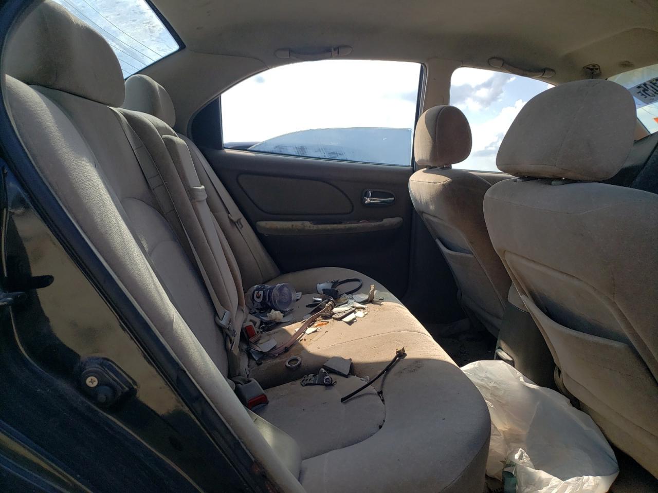 2001 Hyundai Sonata Gls VIN: KMHWF35V11A429427 Lot: 68625105