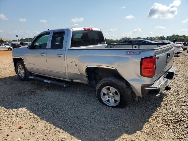  CHEVROLET SILVERADO 2018 Серебристый