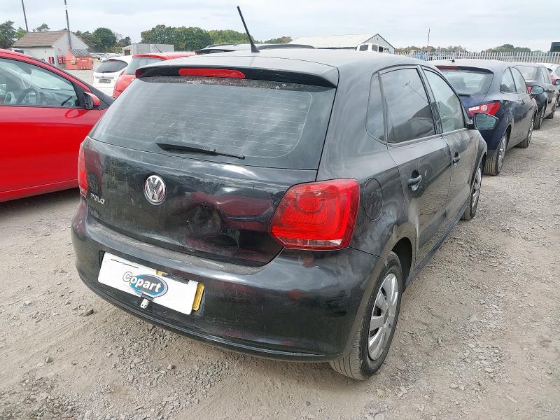 2010 VOLKSWAGEN POLO S 60 