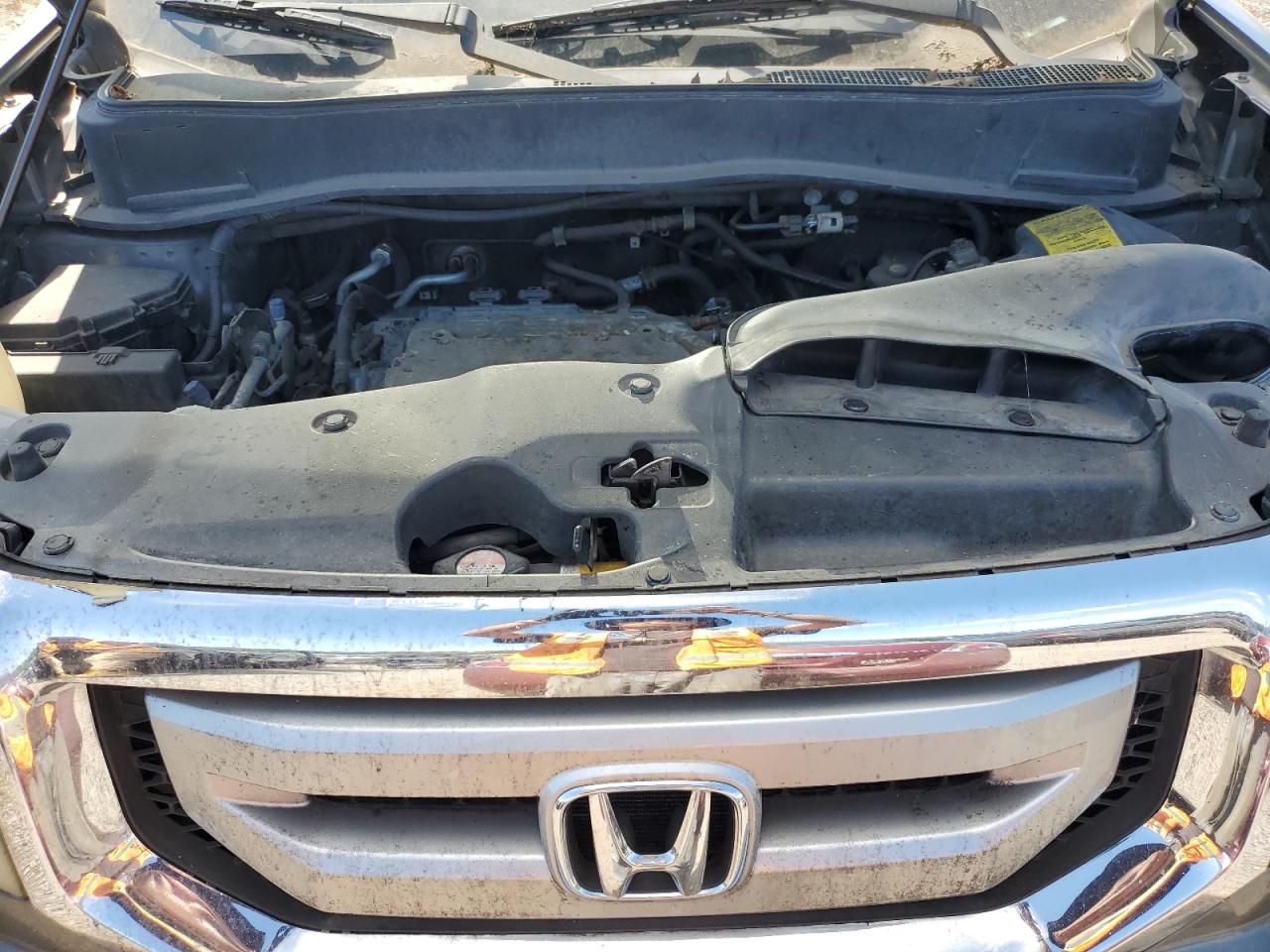 2011 Honda Pilot Lx VIN: 5FNYF4H21BB061327 Lot: 70053665