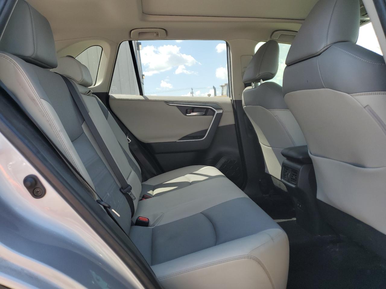 2019 Toyota Rav4 Limited VIN: JTMY1RFV9KD514657 Lot: 68661315