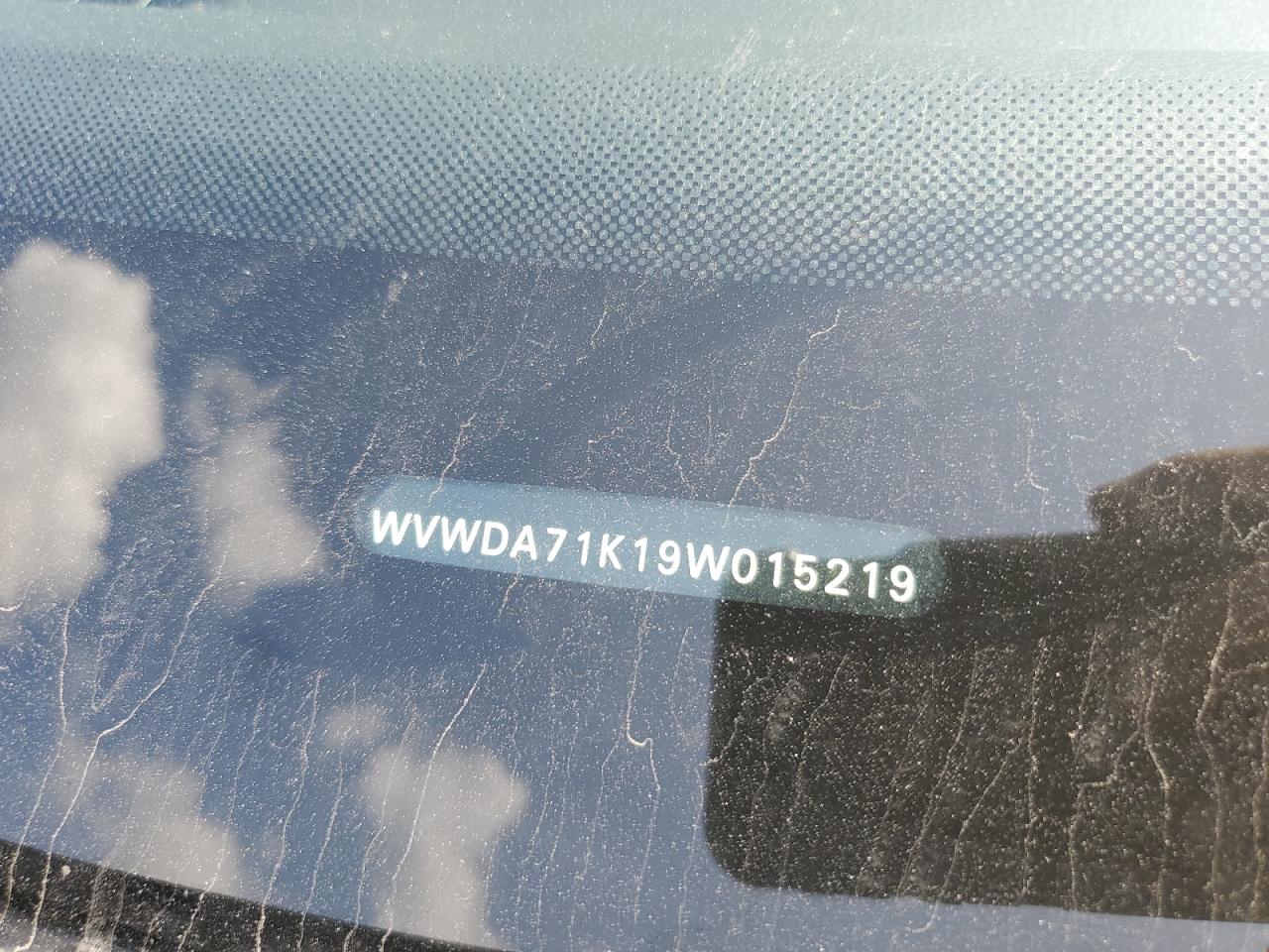 2009 Volkswagen Rabbit VIN: WVWDA71K19W015219 Lot: 67967185