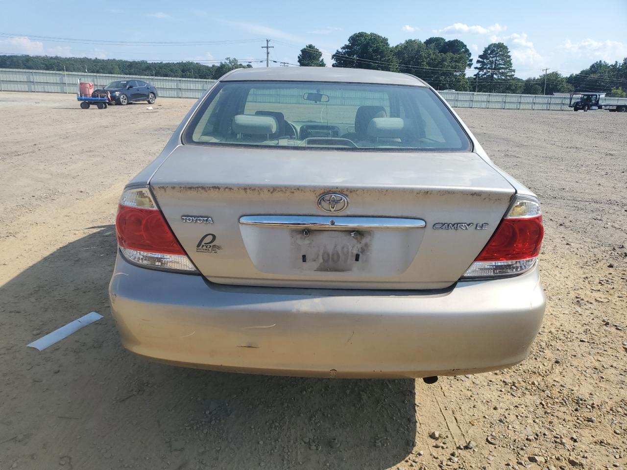 2005 Toyota Camry Le VIN: 4T1BE32K35U562691 Lot: 68869905