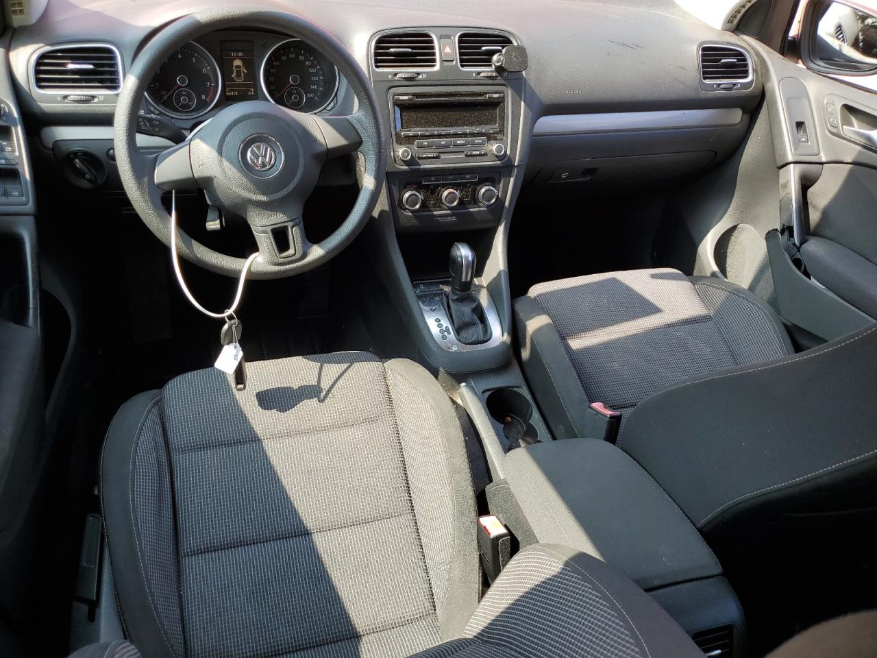 2014 Volkswagen Golf VIN: WVWDB7AJ9EW011093 Lot: 69064595