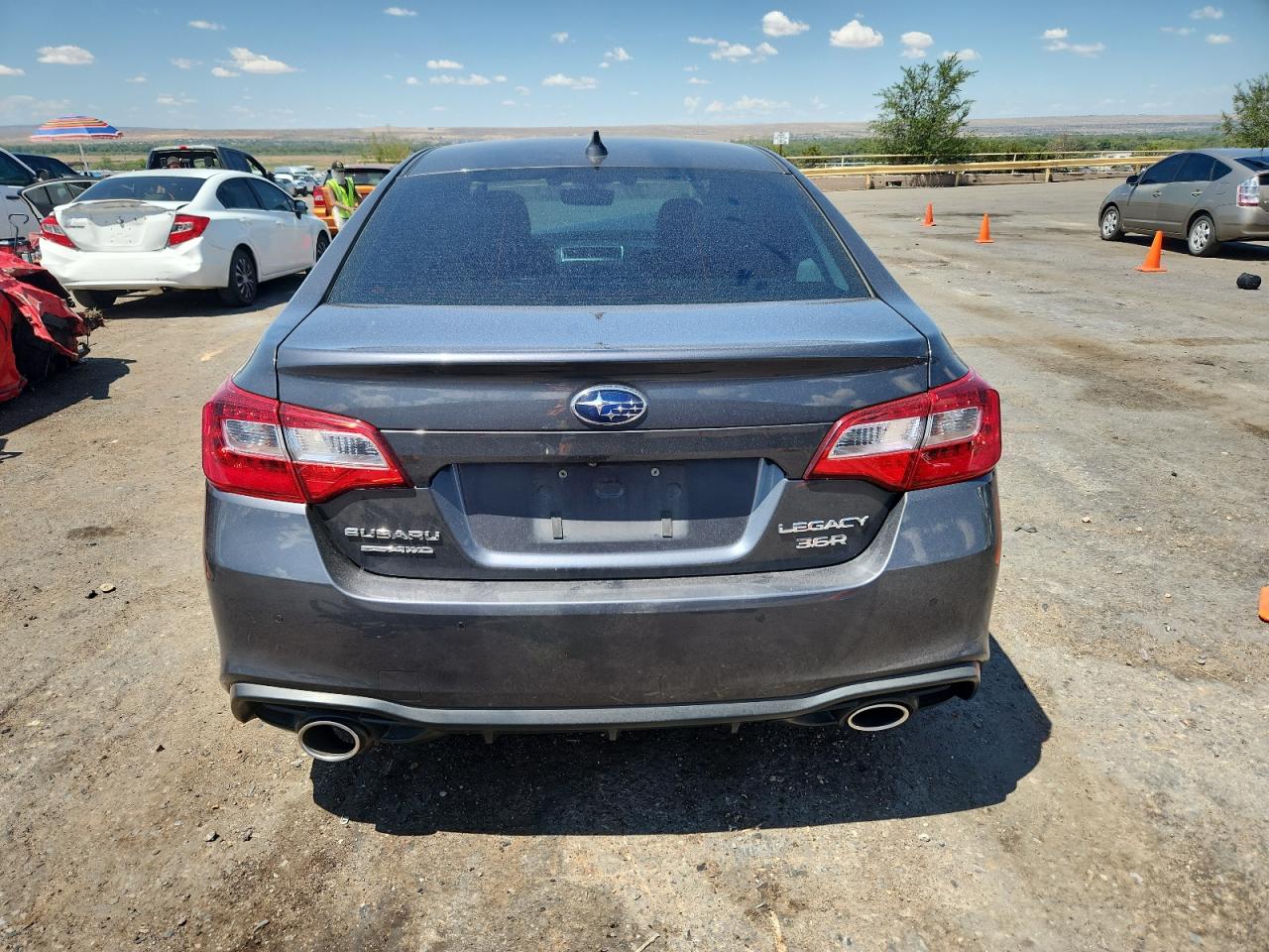 2018 Subaru Legacy 3.6R Limited VIN: 4S3BNEN60J3014016 Lot: 69661975