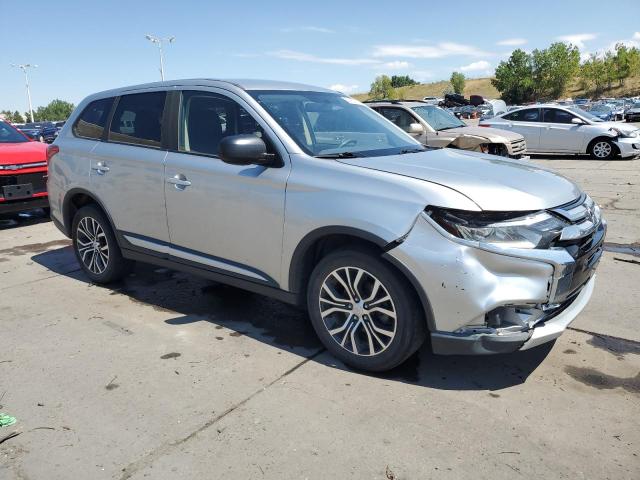  MITSUBISHI OUTLANDER 2018 Серебристый
