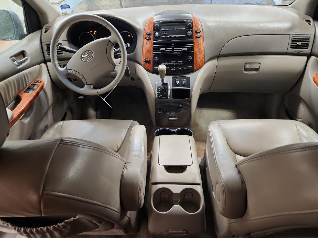 2008 Toyota Sienna Xle VIN: 5TDZK22CX8S105240 Lot: 69240485