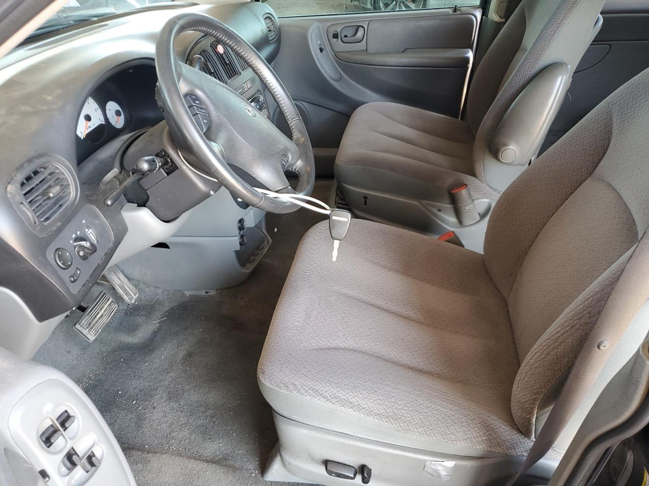 2007 Dodge Grand Caravan Sxt VIN: 2D4GP44L77R105935 Lot: 70229015