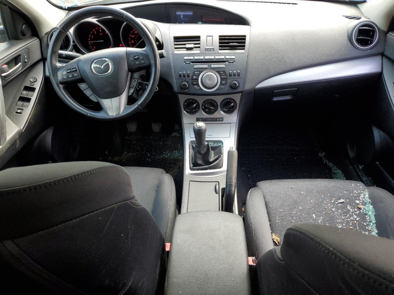 2010 Mazda 3 S VIN: JM1BL1H51A1329226 Lot: 71037285