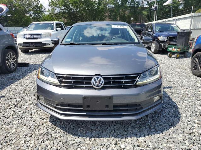  VOLKSWAGEN JETTA 2018 Серый