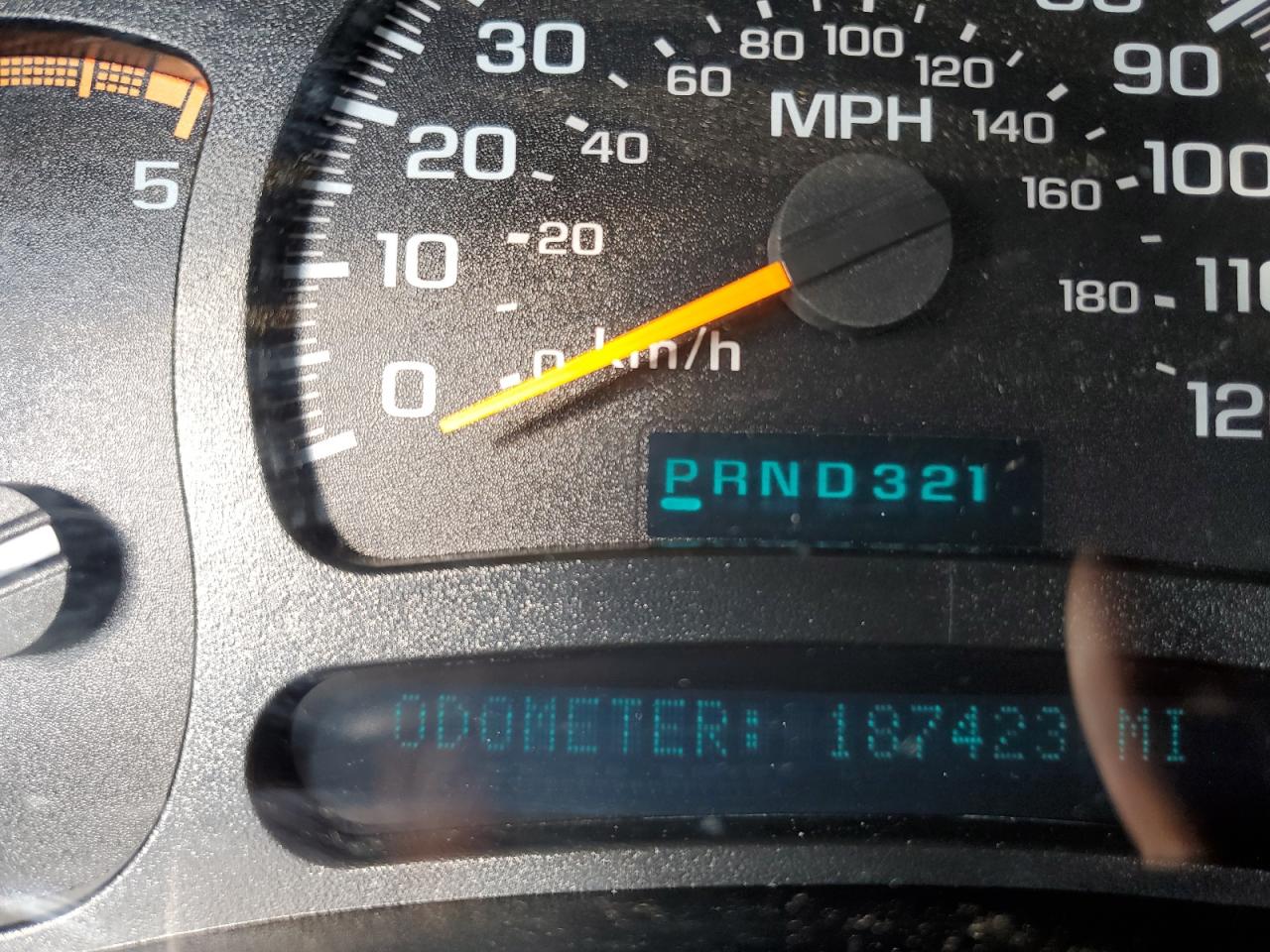 2005 GMC Sierra K2500 Heavy Duty VIN: 1GTHK23255F946251 Lot: 70181495