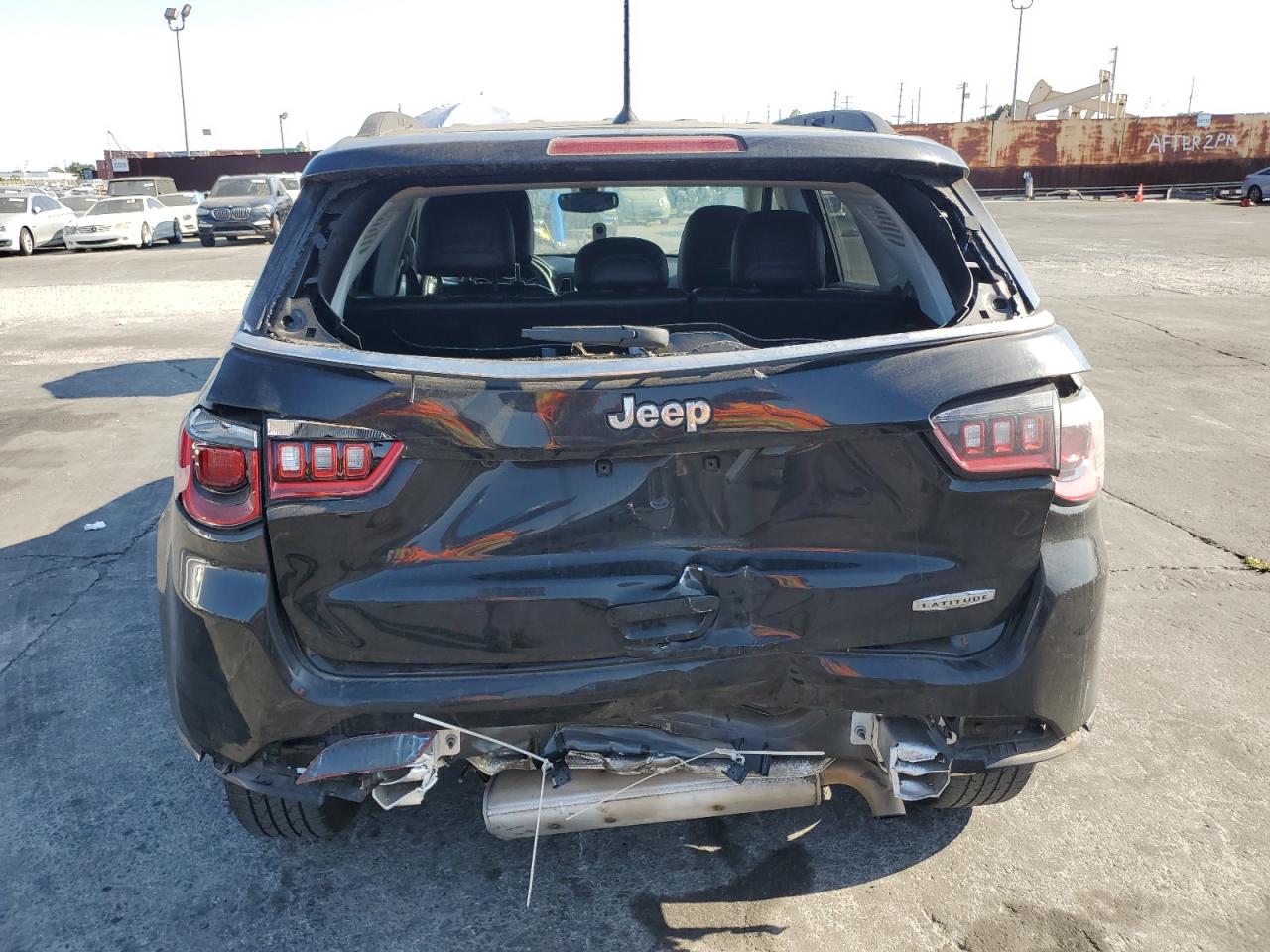 2018 Jeep Compass Latitude VIN: 3C4NJCBB6JT319040 Lot: 70112035