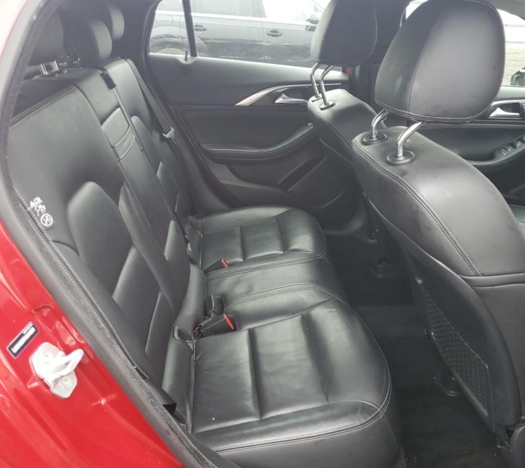 QX30 QX30