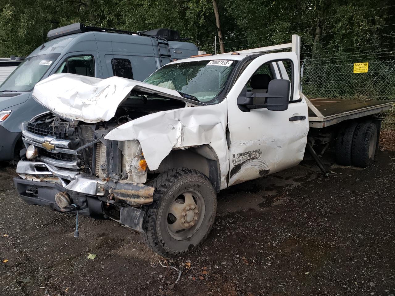 2009 Chevrolet Silverado K3500 white null diesel 1GBJK74659E131189 photo #1