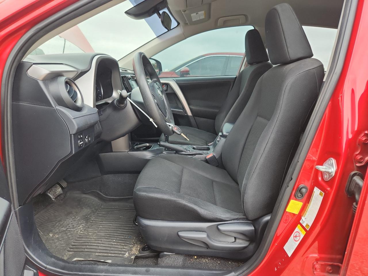 2017 Toyota Rav4 Le VIN: JTMZFREV3HJ116362 Lot: 67235855