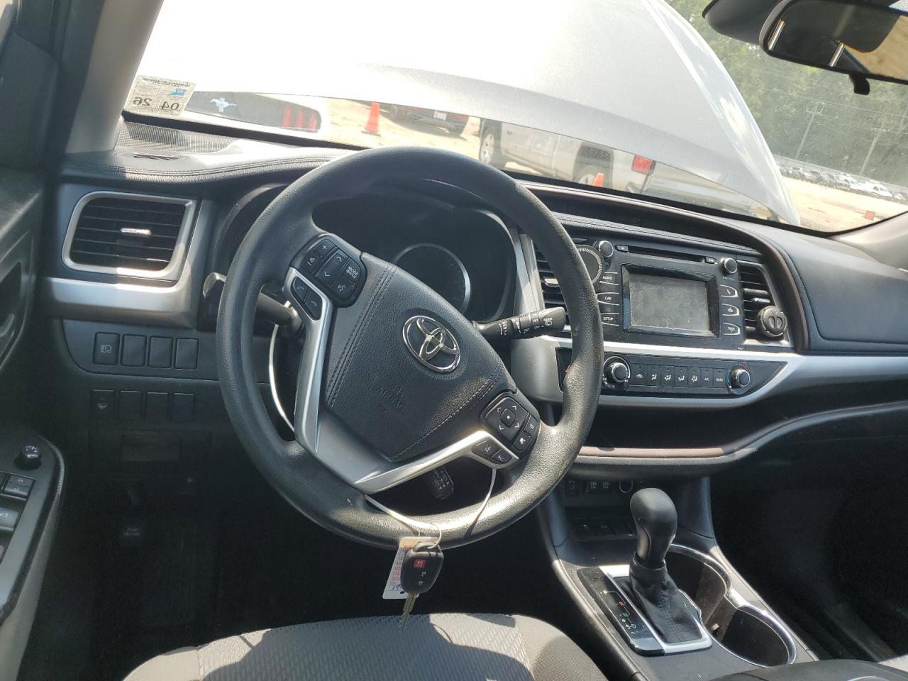 2017 Toyota Highlander Le VIN: 5TDZZRFH8HS190556 Lot: 68165345