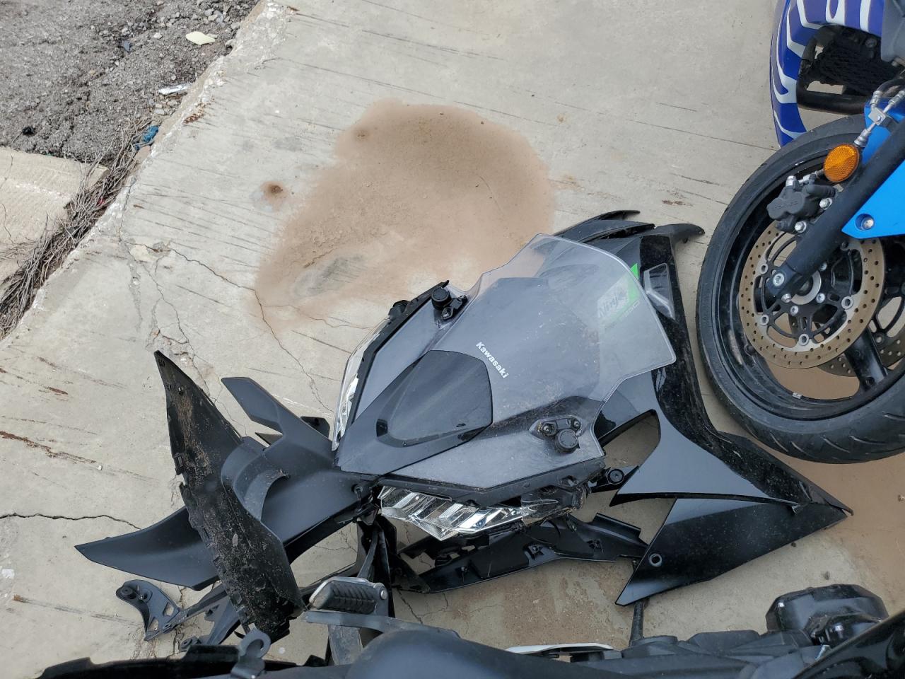 2025 Kawasaki Ex650 R VIN: ML5EXER15SDAF6658 Lot: 67188535