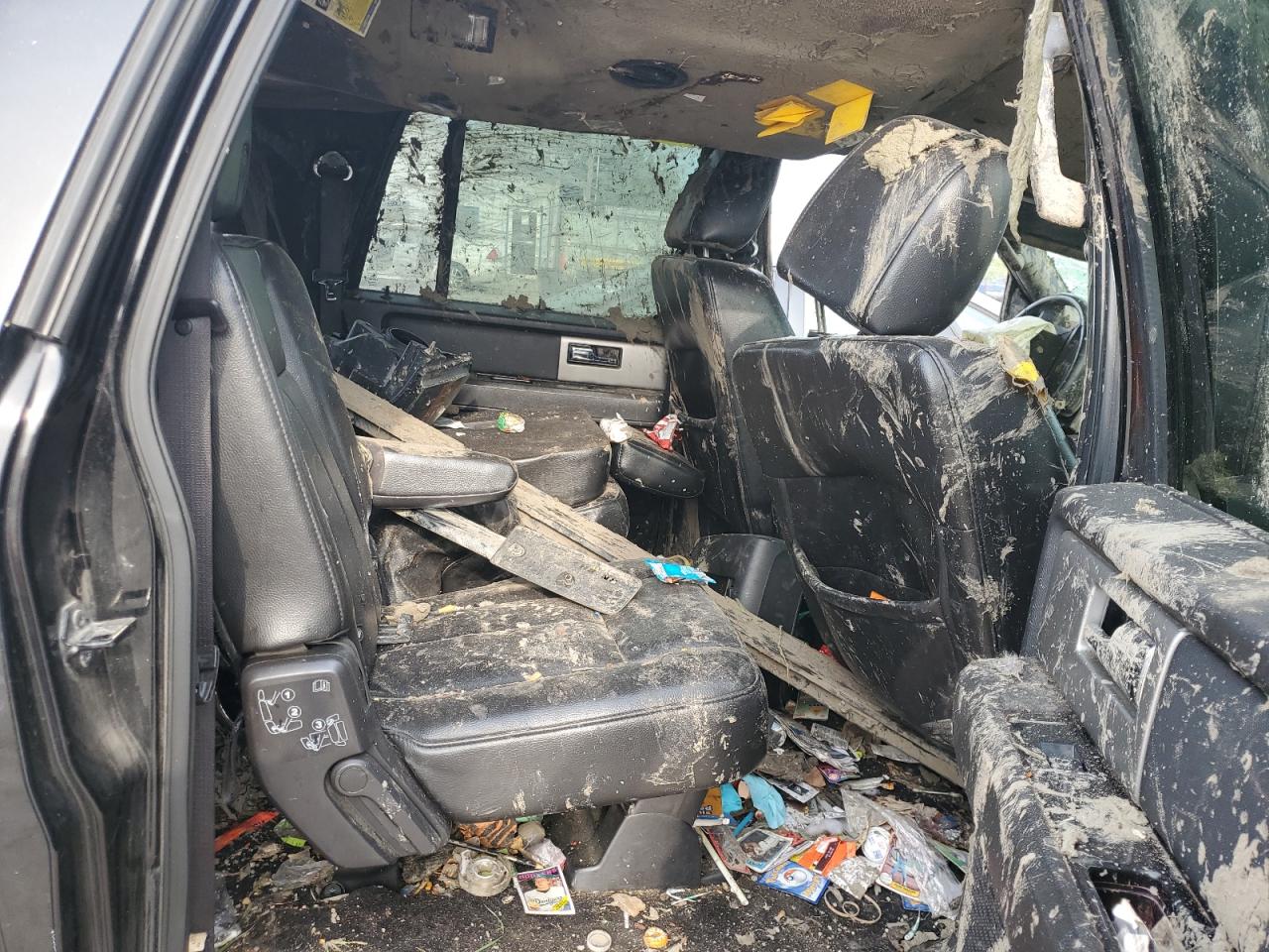 2011 Ford Expedition VIN: 15MJK2A5DJBF18117 Lot: 68025705