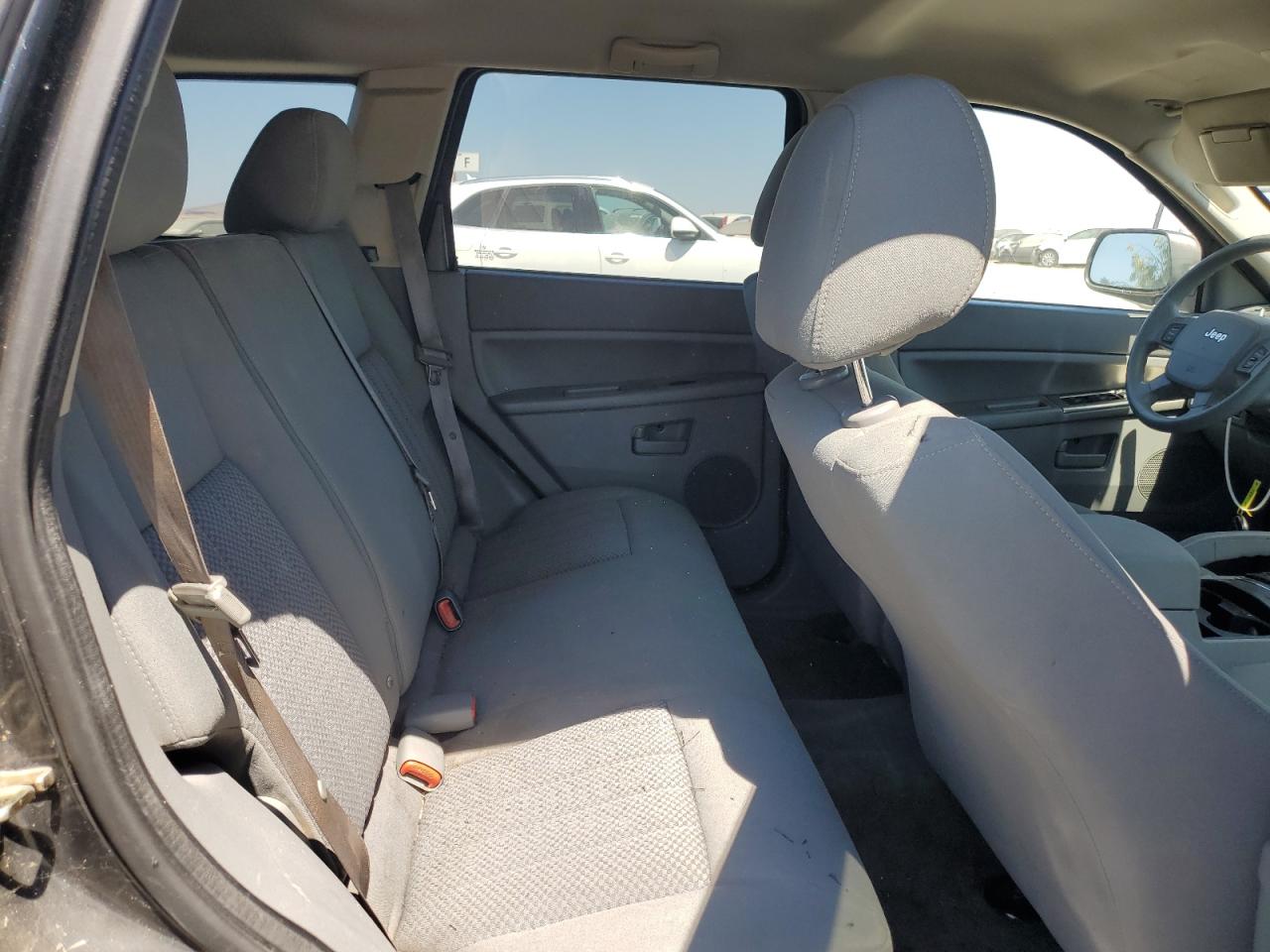 2005 Jeep Grand Cherokee Laredo VIN: 1J4GS48K45C658166 Lot: 70231035