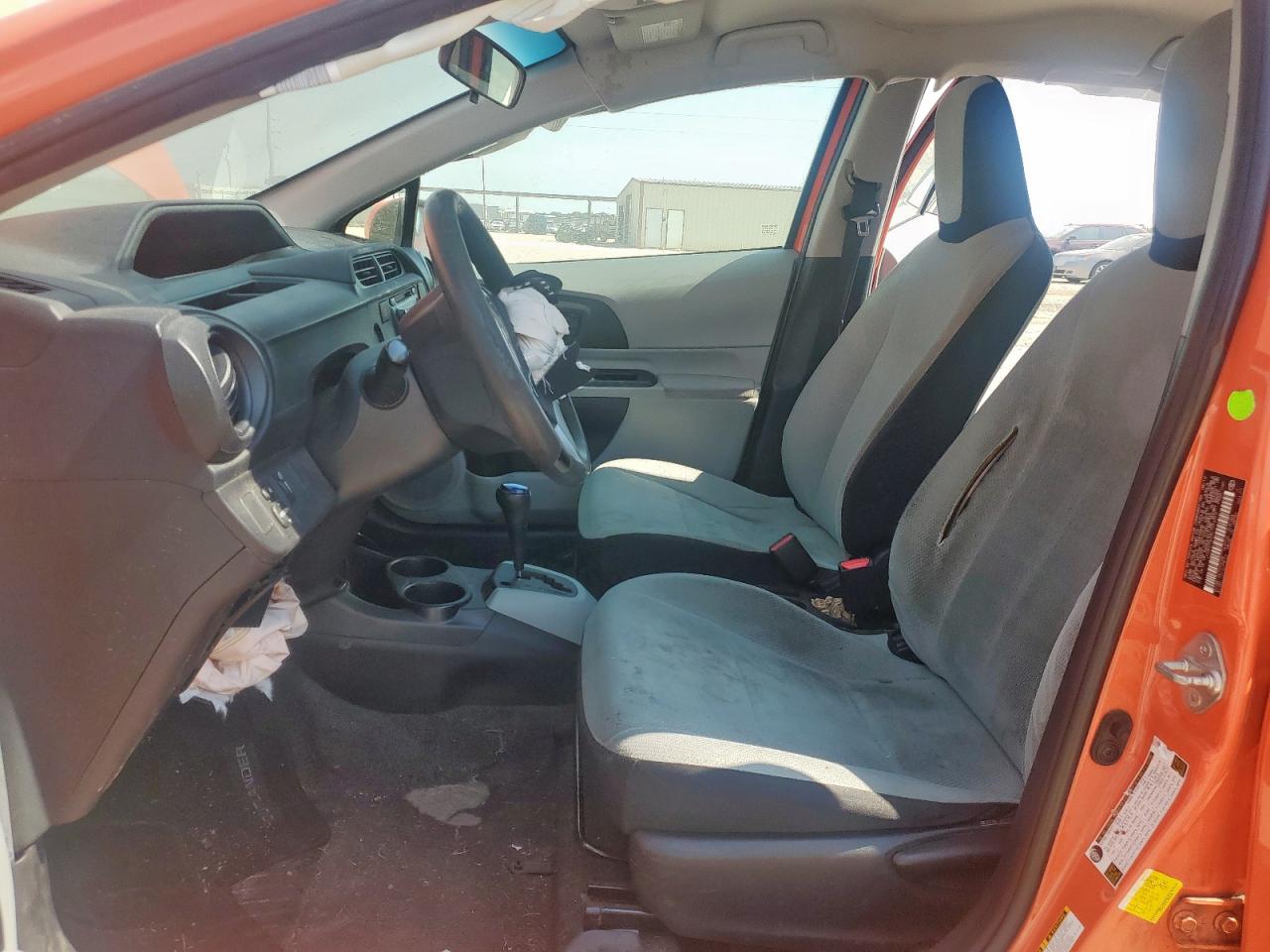 2012 Toyota Prius C VIN: JTDKDTB33C1019310 Lot: 69616275