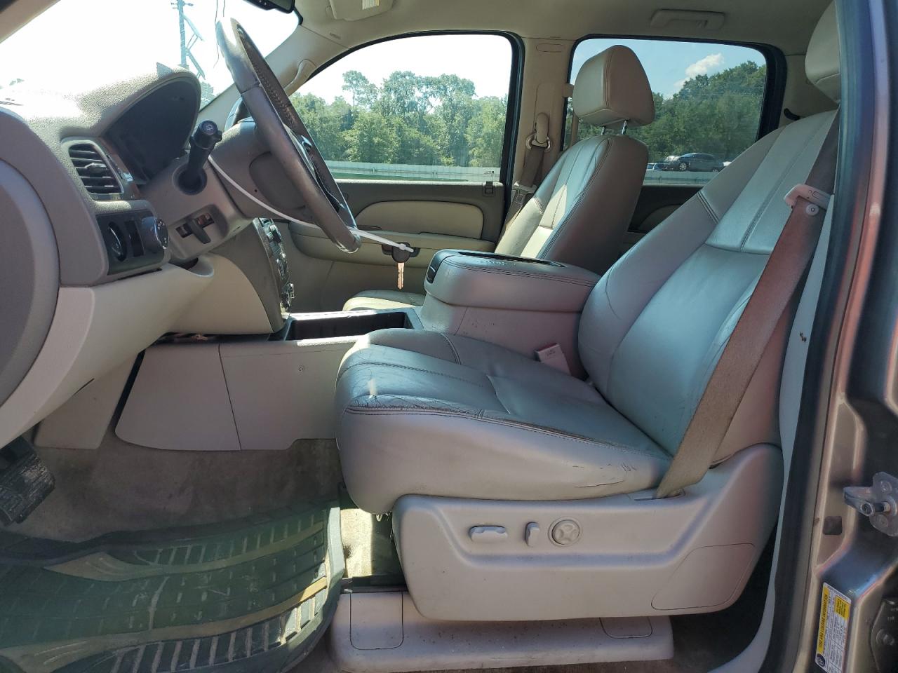 2007 Chevrolet Suburban K1500 VIN: 3GNFK16347G312301 Lot: 69059365